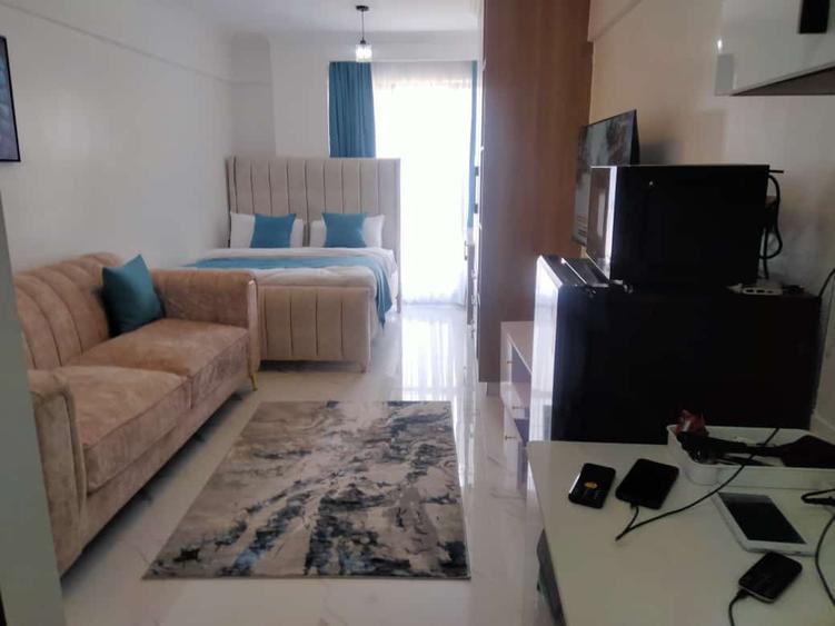 Serviced Studio Apartment with En Suite in Kilimani