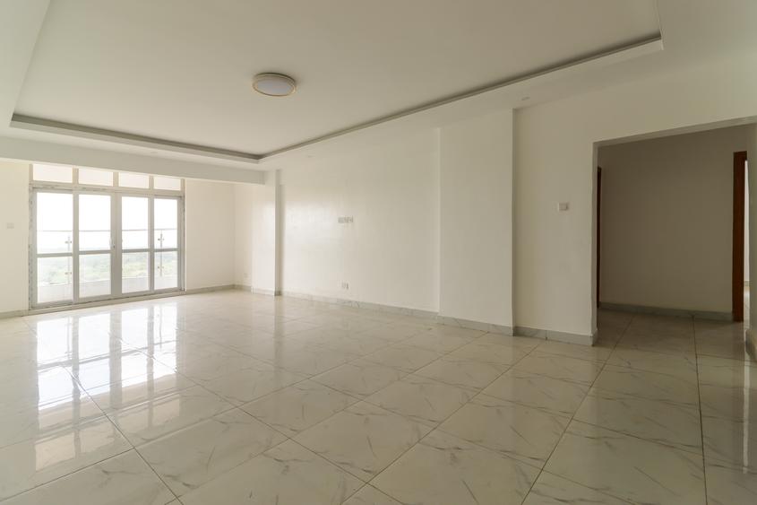 4 Bed Apartment with En Suite in Parklands