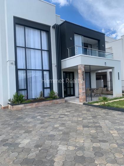 4 Bed Villa with En Suite in Ruiru