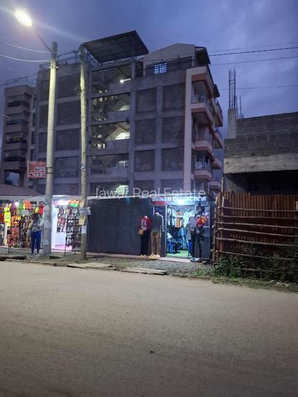 1 Bed Apartment with En Suite at Shooters