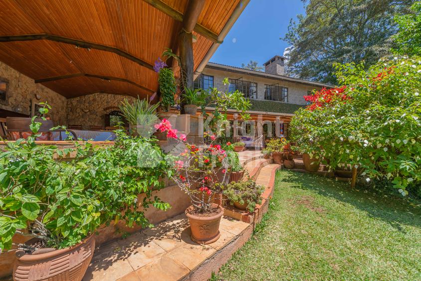 4 Bed House with Staff Quarters in Kiambu Road