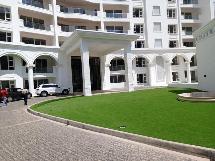 Furnished 2 Bed Apartment with En Suite at City Park Drive