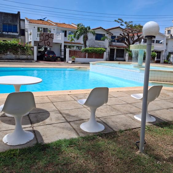 4 Bed Townhouse with En Suite at Nyali