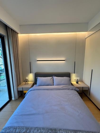 3 Bed Apartment with En Suite at Jabavu Road - Bild 6