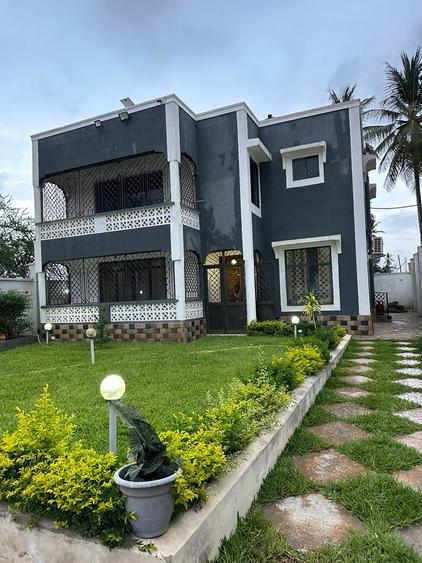 4 Bed House with En Suite at Mtwapa