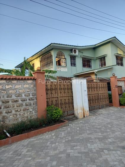 3 Bed Townhouse with En Suite at Bombolulu Estate