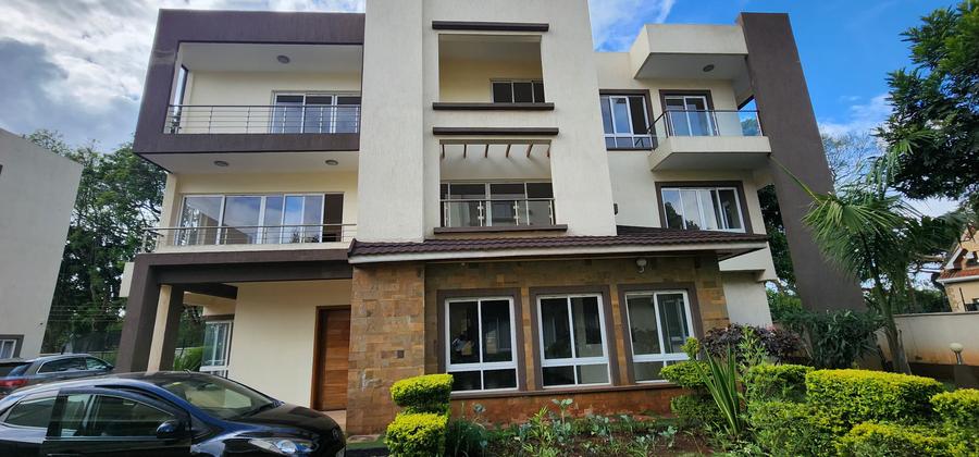 5 Bed House with En Suite in Lavington