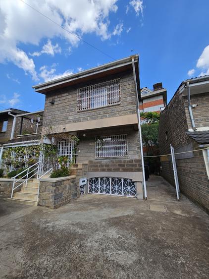 4 Bed Townhouse with En Suite at 1St Parklands