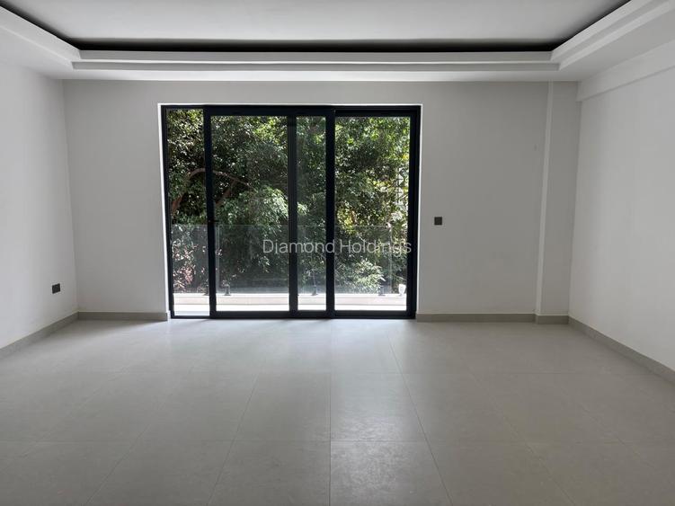 2 Bed Apartment with En Suite in Brookside