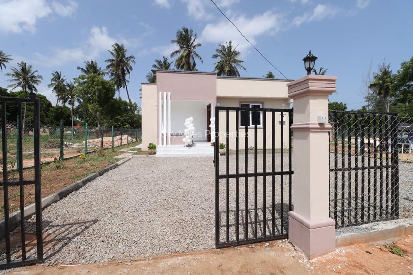 3 Bed Villa with Swimming Pool at Tezo