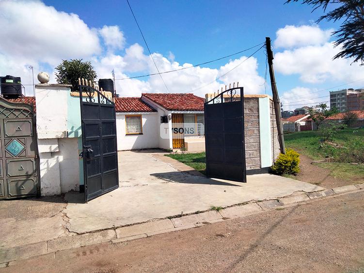 3 Bed House with Staff Quarters in Buruburu