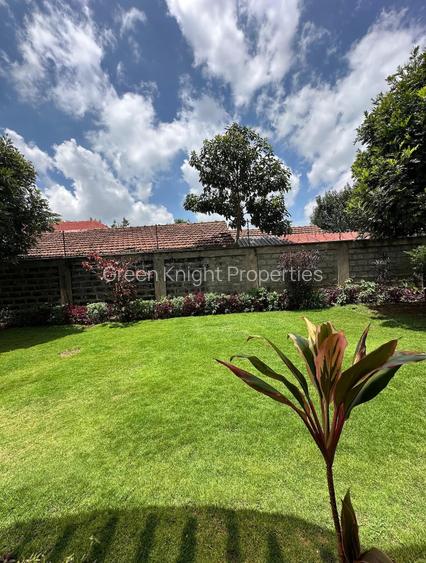 5 Bed Townhouse with En Suite in Lavington