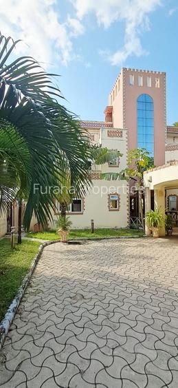 6 Bed House in Nyali Area
