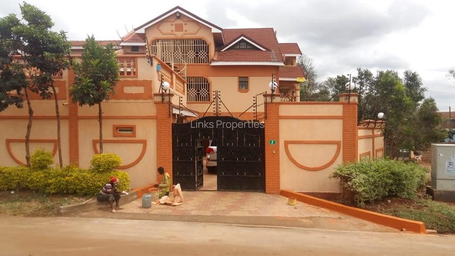 5 Bed Townhouse with En Suite at Langata