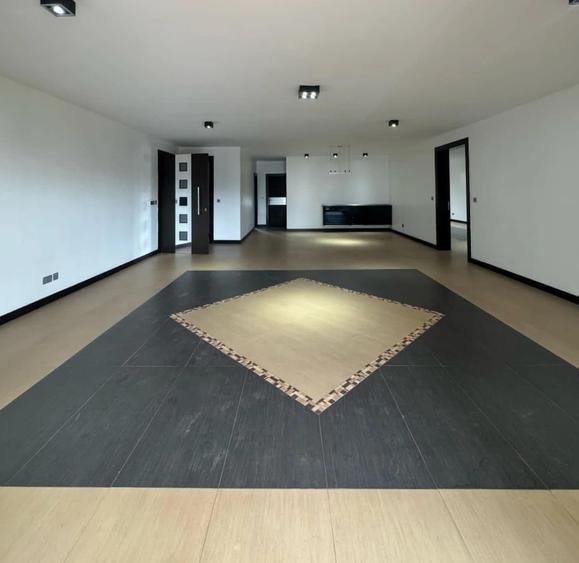 Serviced 3 Bed Apartment with En Suite at Riverside Drive Serviced 3 Bed Apartment with En Suite at Riverside Drive