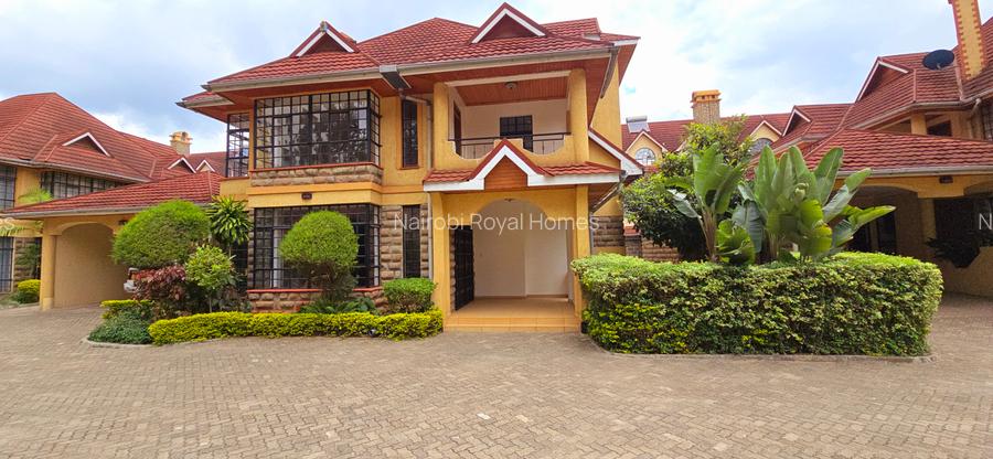 5 Bed Townhouse with En Suite at Lavington Green