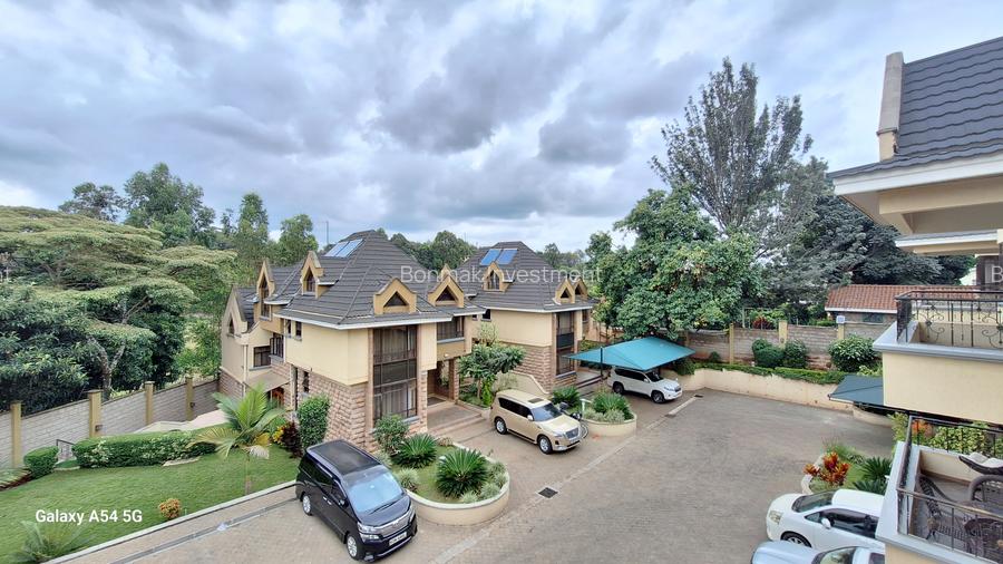 5 Bed Townhouse with En Suite at Convent Drive