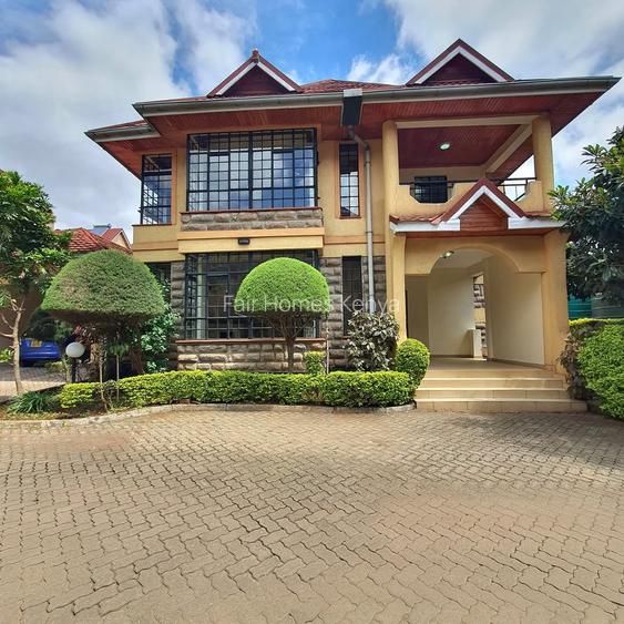 5 Bed Townhouse with En Suite at Kaputei Gardens