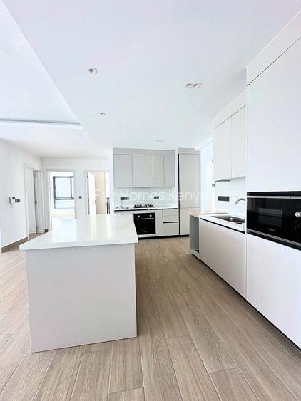 3 Bed Apartment with En Suite at Riverside Drive