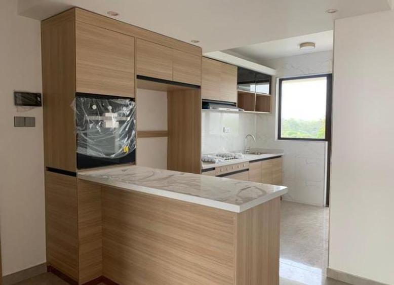 3 Bed Apartment with En Suite in Riverside 3 Bed Apartment with En Suite in Riverside