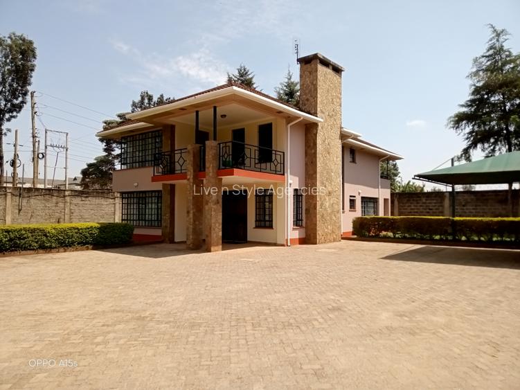 5 Bed Townhouse with En Suite in Runda