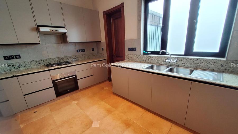 2 Bed House with En Suite in Thigiri