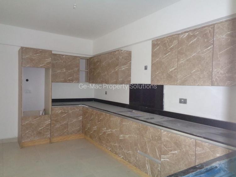 2 Bed Apartment with En Suite in Rhapta Road