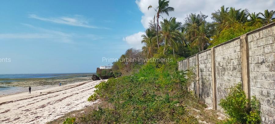 2.7 ac Land in Kikambala