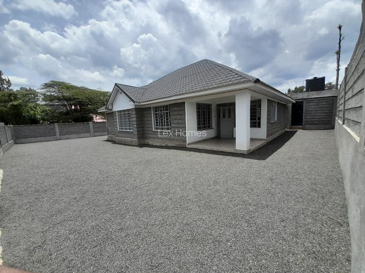 3 Bed House with En Suite at Rimpa