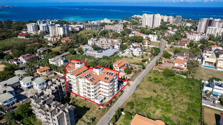 3 Bed Apartment with En Suite in Nyali Area