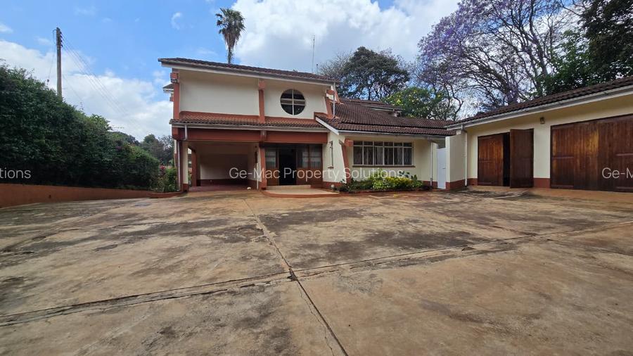 4 Bed House with En Suite in Runda