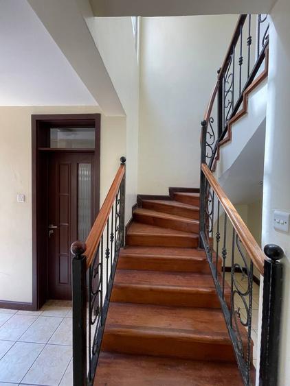 4 Bed Townhouse with En Suite in Langata