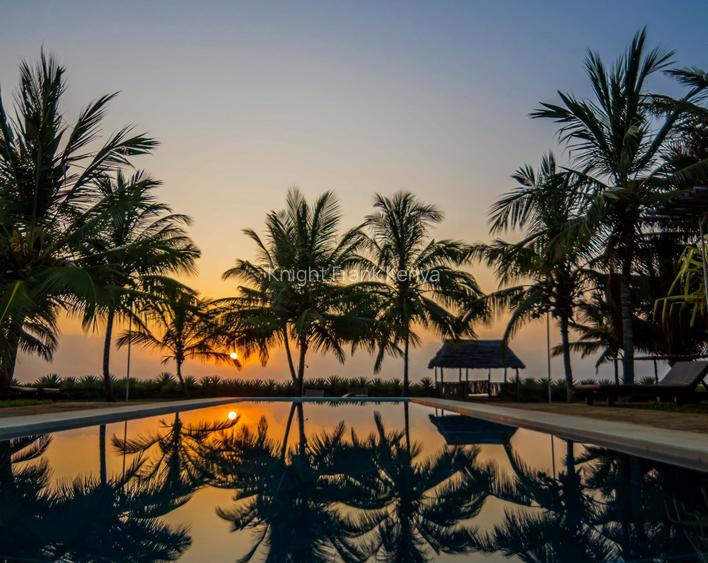 Serviced 2 Bed Apartment with Swimming Pool at Kanamai Beach