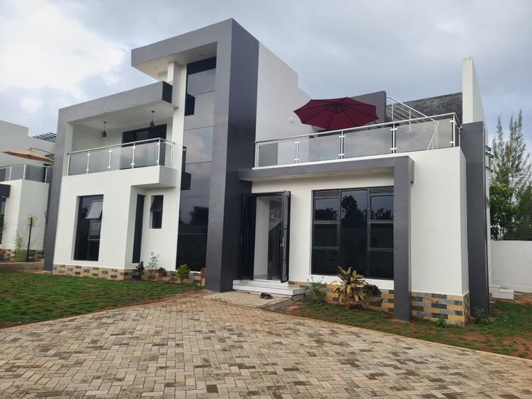 5 Bed House with En Suite at Mugutha