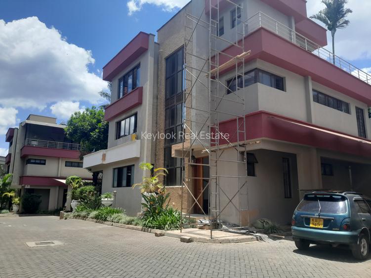 5 Bed Townhouse with En Suite at Lavington