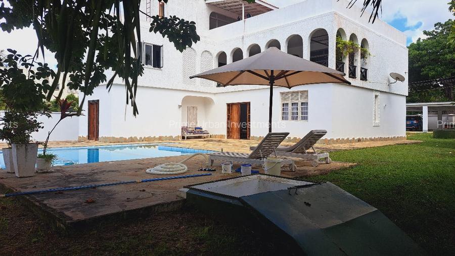 4 Bed House with En Suite in Diani