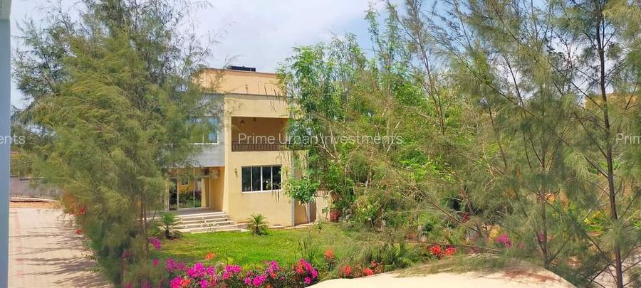 4 Bed Villa with En Suite in Kilifi