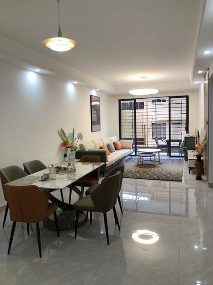 Serviced 1 Bed Apartment with En Suite at Chania Avenue