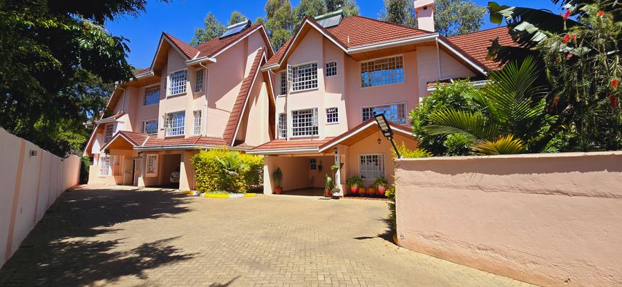 6 Bed Townhouse with En Suite at Convent Drive 6 Bed Townhouse with En Suite at Convent Drive