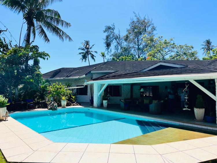 4 Bed Villa with En Suite at Mtwapa Lamarina