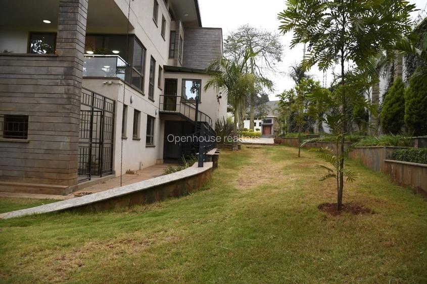 5 Bed Villa with En Suite at Lower Kabete