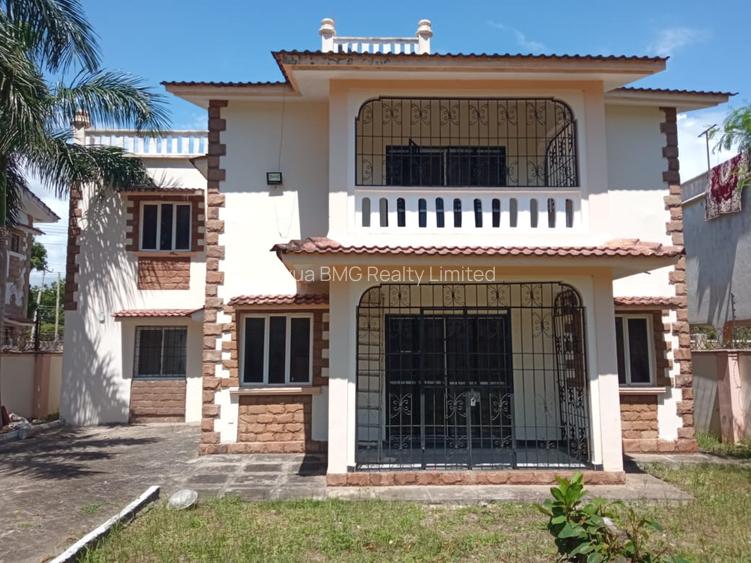 4 Bed Villa with En Suite in Shanzu