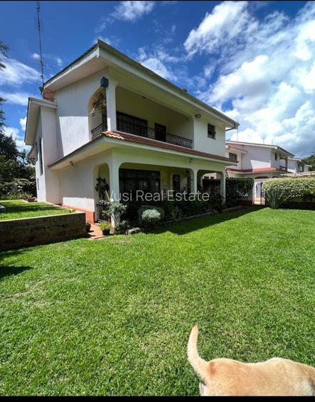 5 Bed Townhouse with En Suite in Lavington