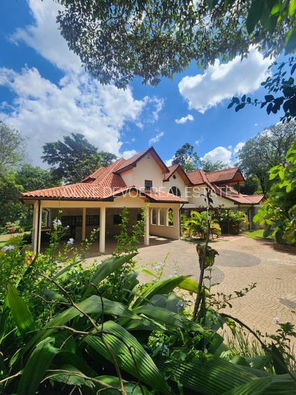 6 Bed Villa with En Suite in Karen