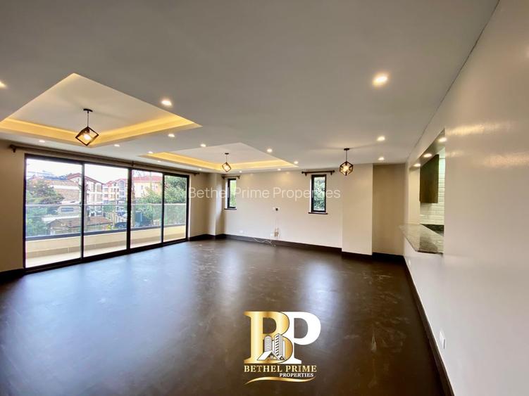 3 Bed Apartment with En Suite in Lavington