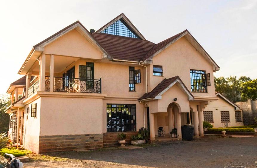 7 Bed Villa with En Suite in Runda