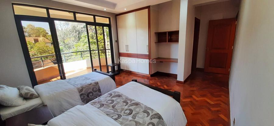 Serviced 4 Bed Apartment with En Suite in Riverside