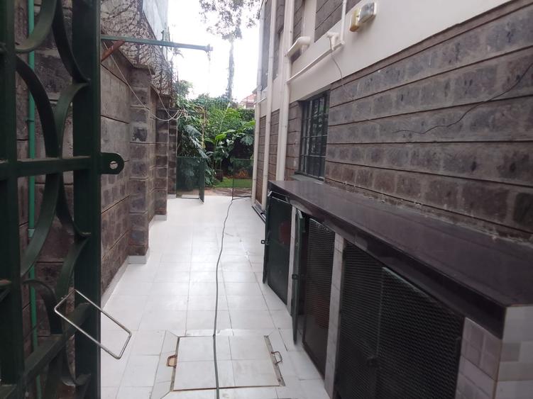 4 Bed Townhouse with En Suite in Westlands Area