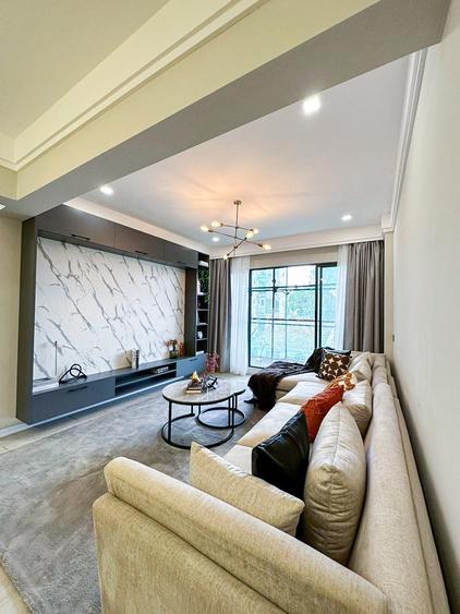 2 Bed Apartment with En Suite in Lavington 2 Bed Apartment with En Suite in Lavington