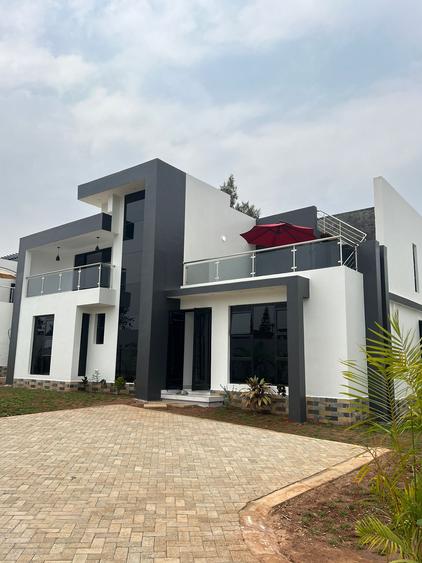 5 Bed House with En Suite at Mugutha Area